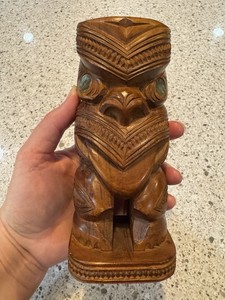 Vintage New Zealand Maori Tiki Teko Hand Carved God Figure Wood Shell Eyes 6.25"