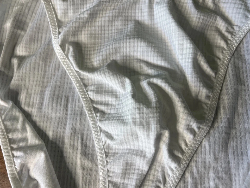 Bragas de bikini de doble cuerda de nailon Barely There de colección L blancas segunda piel nupcial Foto 3 de 4