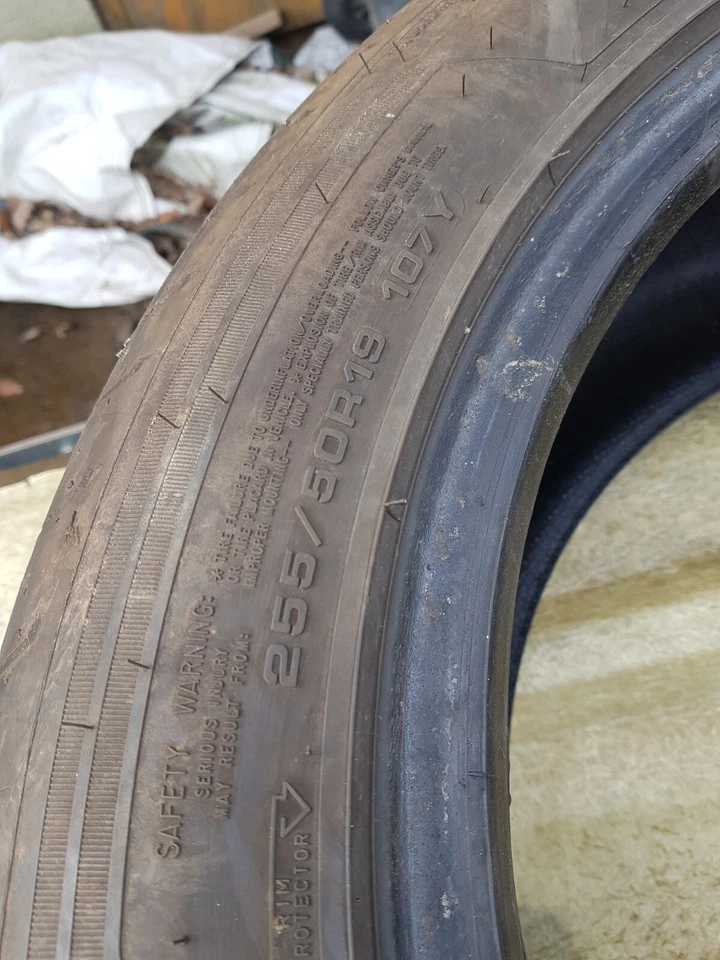 GOODYEAR EAGLE F1 ASYMMETRIC  SUV SOME MERC ML / BMW X5 TYRE 255 50R 19  107Y  - Image 3 of 3