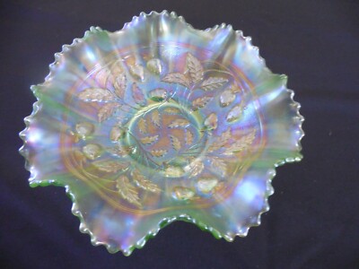 Northwood Rare Ice Green Strawberry Stippled Rare Ribbed Back Bowl