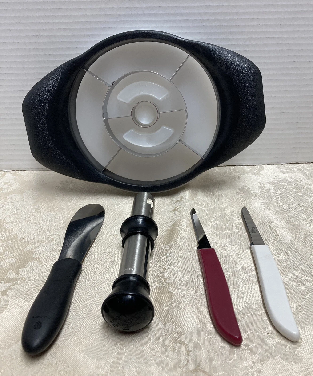 5 Pc LotPampered Chef Tools Pineapple Corer Cutter, Spreader,apple Corer 2 Knife