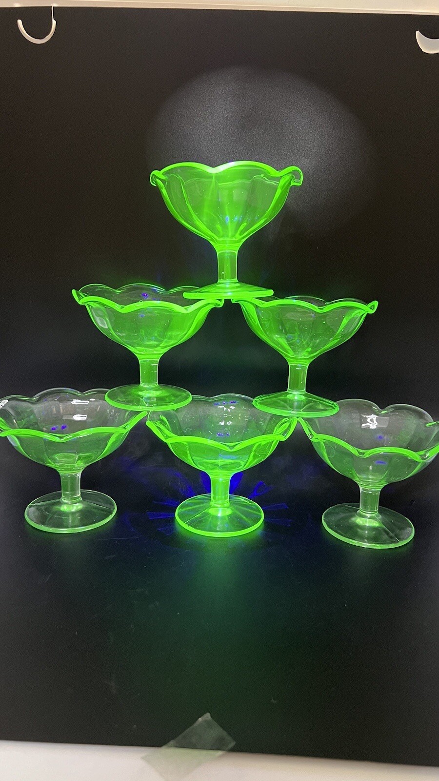 1940s Vintage Uranium Vaseline Glass Set - 6 Ruffled Scalloped Sherbet Cups