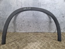 MERCEDES GLA 180 RADLAUF KOTFL&Uuml;GEL VERKLEIDUNG A1568852422 OSF W156 1.6L PET SUV 2019