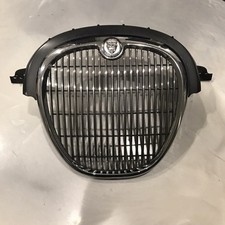 2005 Jaguar S Type Chromegray Upper Bumper Grille 4r83-8a133-dbw 2005 Jaguar S Type Chromegray Upper Bumper Grille 4r83-8a133-dbw
