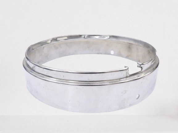 Ajuste para Royal Enfield Bullet / Electra - Anillo interior del faro cromado Foto 3 de 4