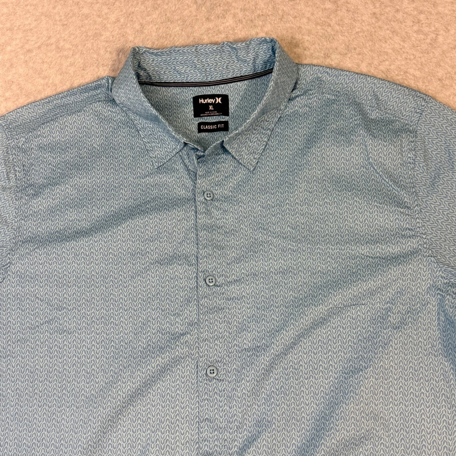 Hurley Men XL Blue Geometric Stretch Short Sleeve Button Down Shirt CQ3998 - product detail image 3