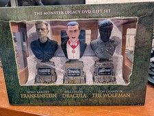 Universal Monsters Legacy Collection Busts-Frankenstein, Dracula, Wolfman-NO DVD