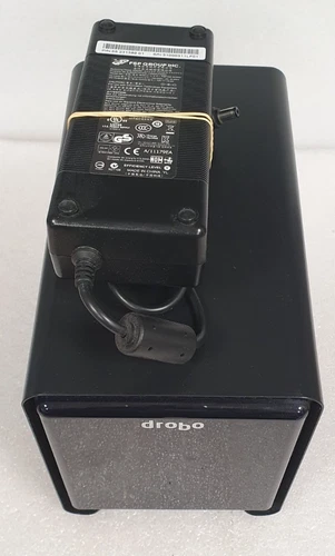 Drobo 5D 5-Bay Storage Gehäuse DRDR5-A , 2 x Thunderbolt/ 1x USB 3.0 ungeprüft
