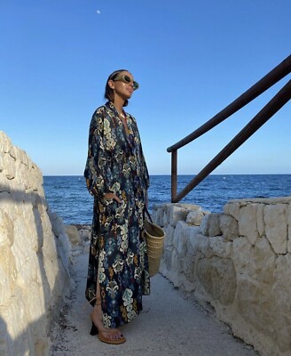 Limited Edition Kimonos Terciopelo Zara NEW ZARA SS22 PRINTED