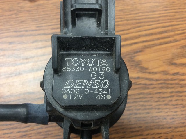 Toyota 85330 60190