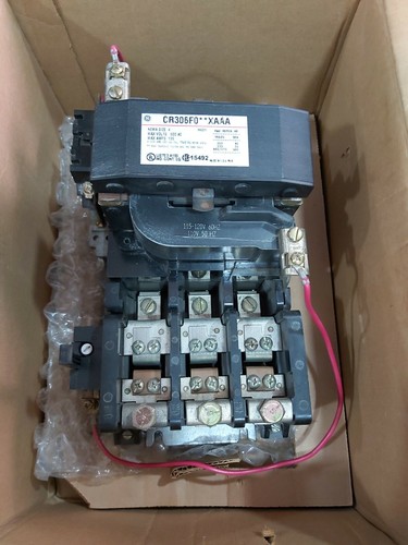 G.E CL02A400T Contactor, 32 Amp, 110/120V Coil, 4-Pole, Screw - Foto 5