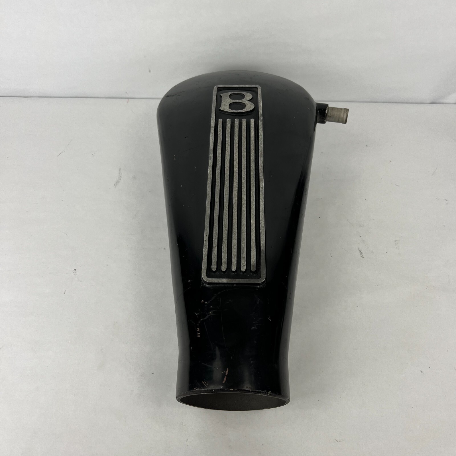 1984 - 1992 Bentley Eight Mulsanne 6.8L Engine Air Intake Cleaner Duct UE70881