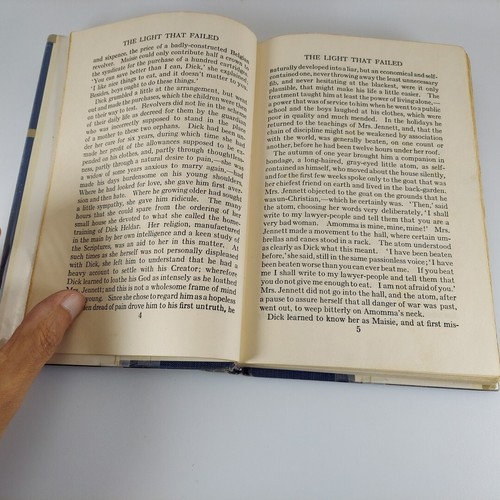 The Light That Failed Rudyard Kipling Doubleday HCDJ Ex-Library - Foto 10 di 15