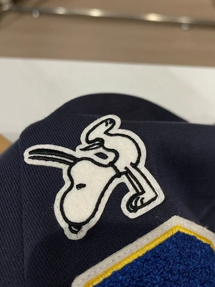 NUEVO CON ETIQUETAS Coach X Peanuts SNOOPY Sudadera con Capucha en AZUL MARINO OSCURO Cárdigan Algodón Abrigo Suelto Foto 3 de 4