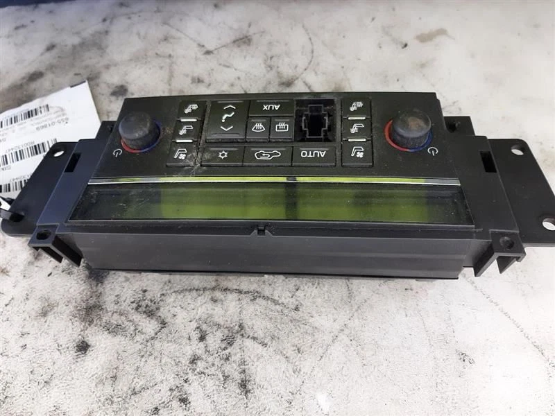 Temperature Control Dash Mounted Opt KB6 07-09 Cadillac Escalade 25928681 - Image 4 of 4