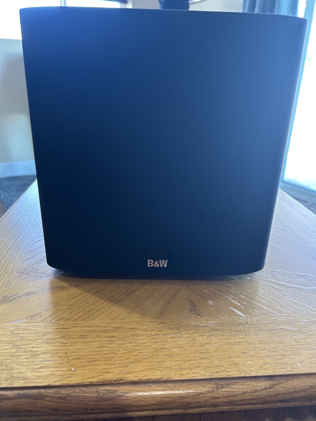 B&W Subwoofer