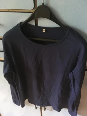 T-shirt Bleu femme manches longues . Taille M mais taille petit. - Photo 1/2