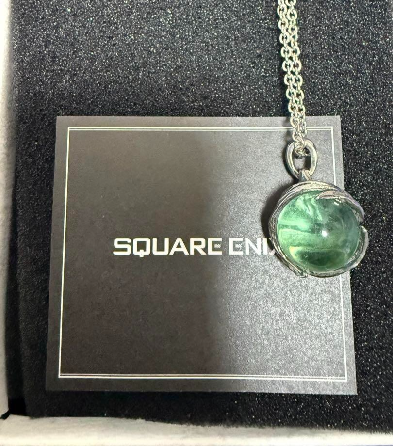 SQUARE ENIX Final Fantasy 7 AERITH Materia Pendant Holy silver