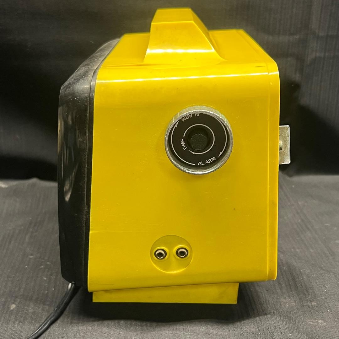 Seiko Retro Yellow Radio Clock Vintage AM FM Working Condition