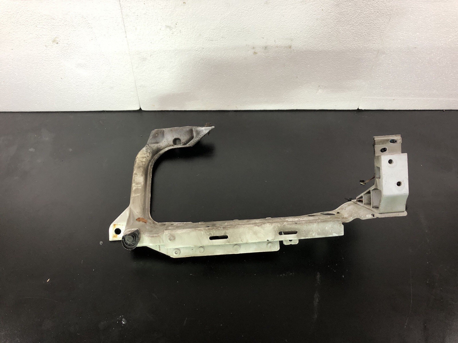 Brace 5000843