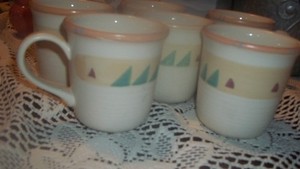 Set Of 6 Vintage TAOS Treasure Craft USA Mugs
