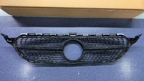 Kühlergrill Diamant für Mercedes-Benz W205 C205 15–18 Einfache Installation - Bild 11 von 17
