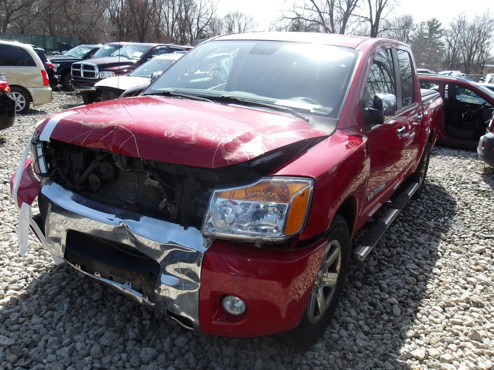Interruptor de encendido usado se adapta a: Nissan Titan 2012 cambio de piso grado A Foto 2 de 4