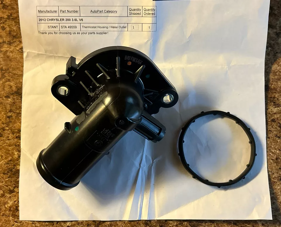 НОВЫЙ термостат охлаждающей жидкости двигателя Stant 49559 / выход воды в сборе - Изображение 2 из 4