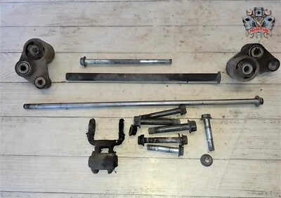KIT FIXATION MOTEUR YAMAHA 1300 XJR de 1999 à 2001 - réf : 89 - Photo 1/4