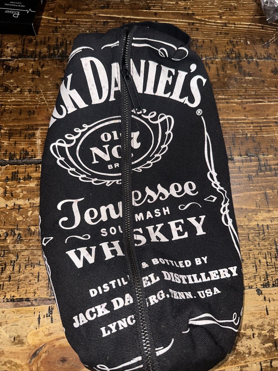 Jack Daniel's キャリーケースブラック Amazon.co.jp: 【ギターケース型ギフトBOX入り】ジャック