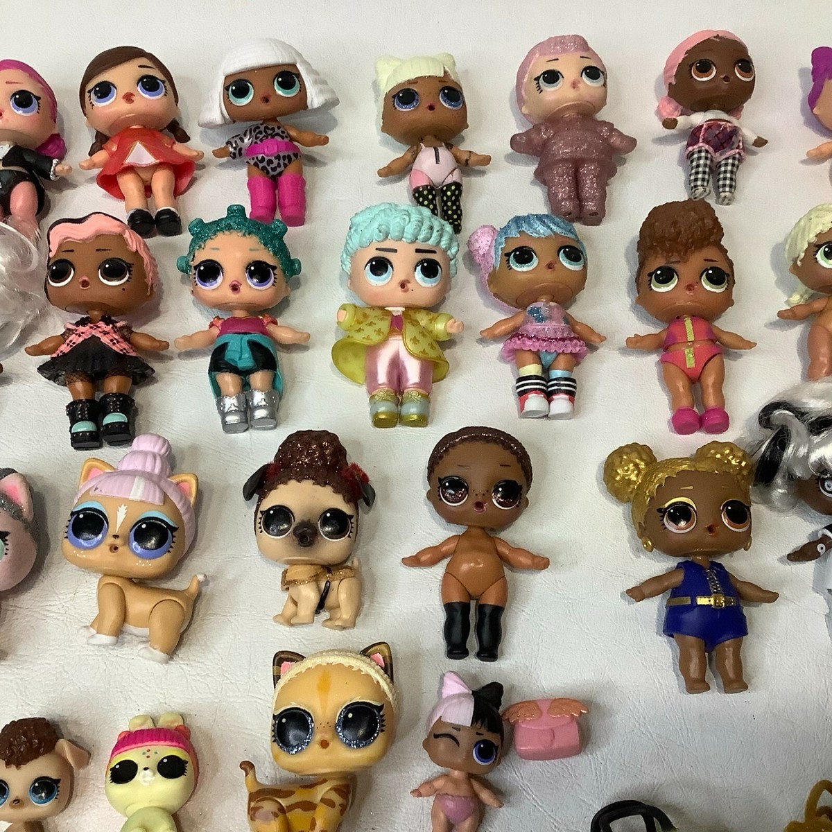 lol surprise シリーズ35個 Lot of 35 LOL Surprise Dolls w/Accessories & Extra Heads | eBay
