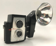 Untested Vintage Brownie Starflex Camera Color and B/W Dakon Lens and Flash