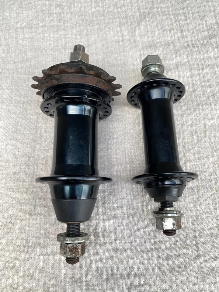 Juego de bujes Mid School Mosh BMX eje negro 3/8" - 36H Foto 3 de 4