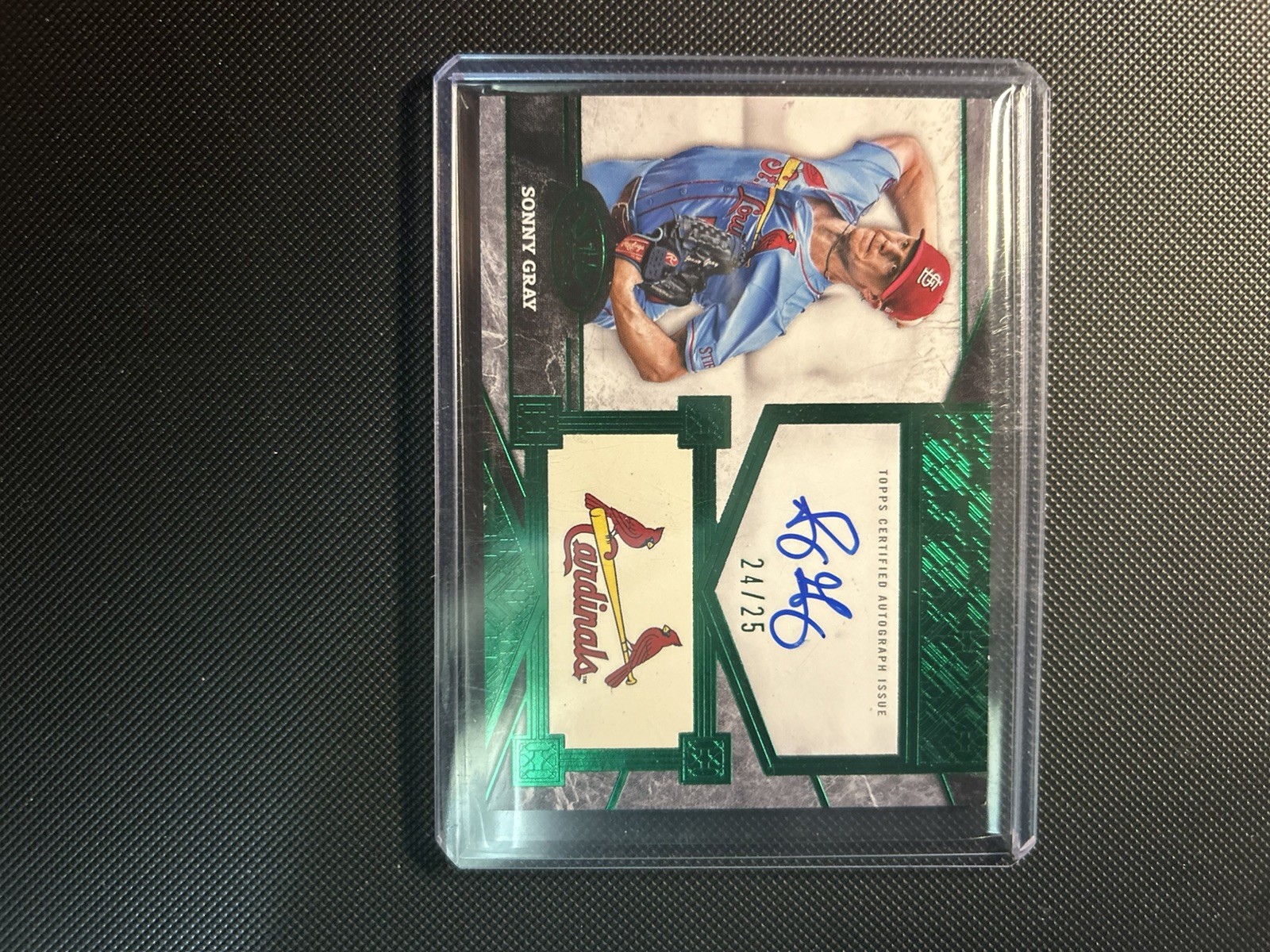 2025 Topps Tier One Sonny Gray Auto Top Shelf Signatures Green Foil /25 #TSS-SG