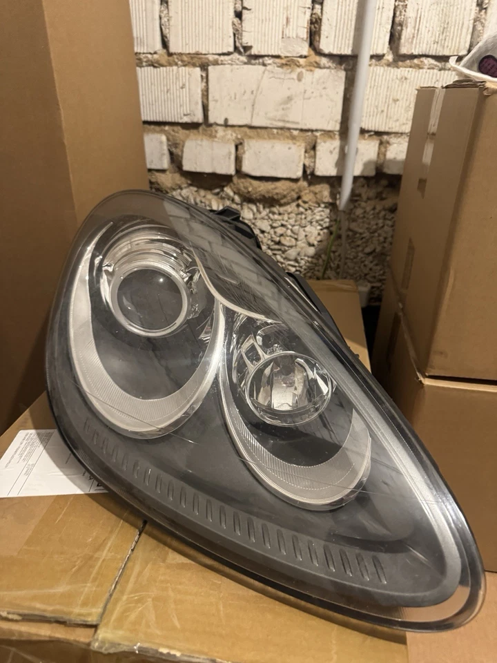 Porsche Cayenne 92A 958.1 Xenon Scheinwerfer - Bild 2 von 2