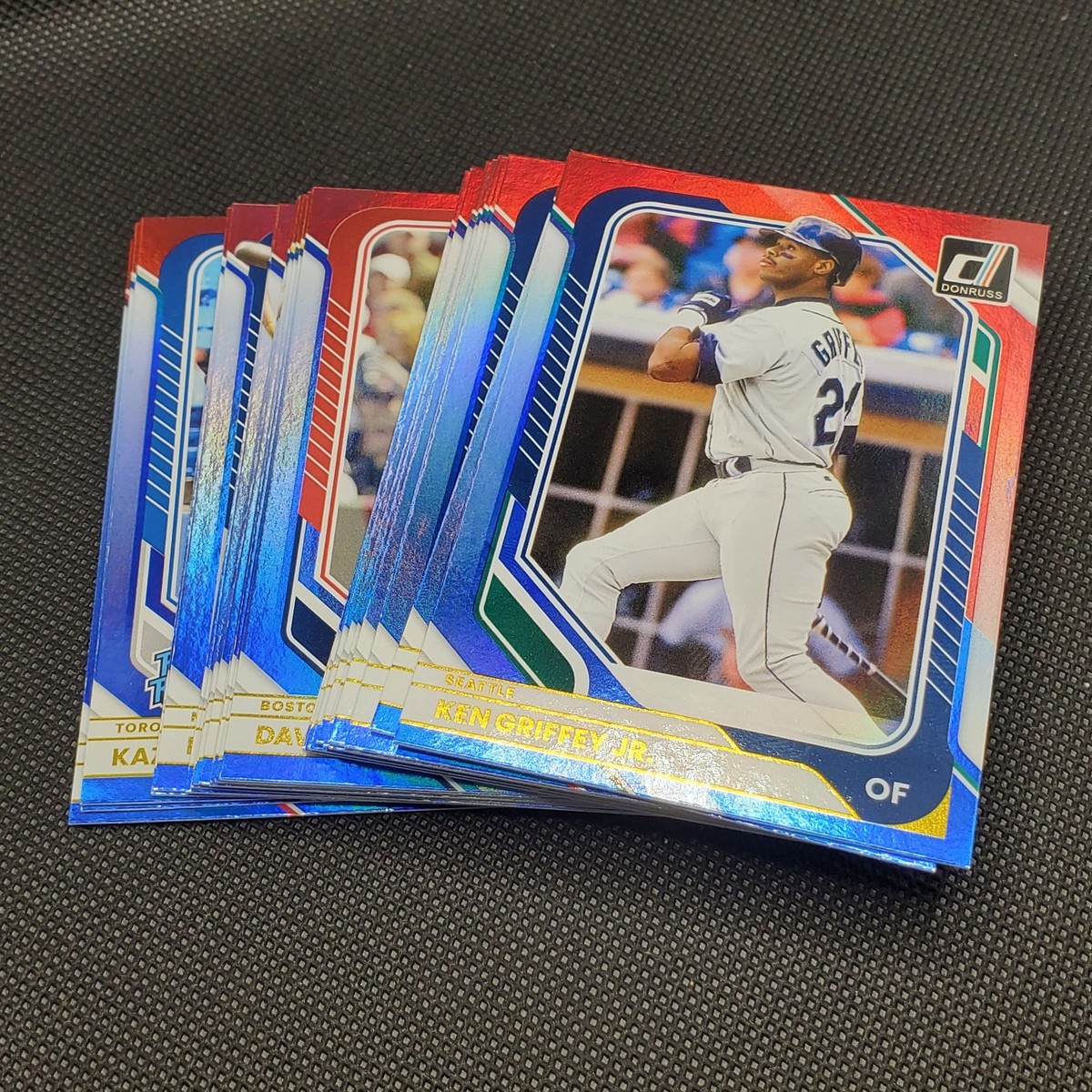 2026 Donruss Baseball Complete Your Set !! Red and Blue Parallel