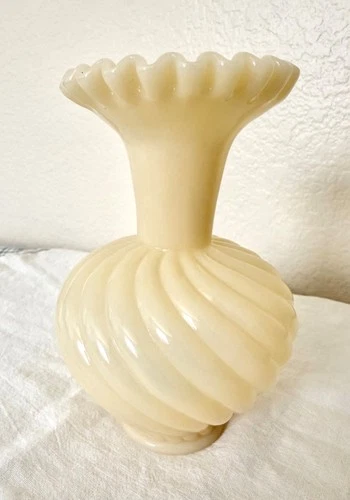 Vintage Fenton Custard Glass Swirl Ruffled Crimped Vase 6"