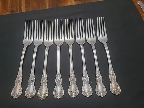 8 VINTAGE TOWLE STERLING SILVER DINNER FORKS. OLD MASTER PATTERN