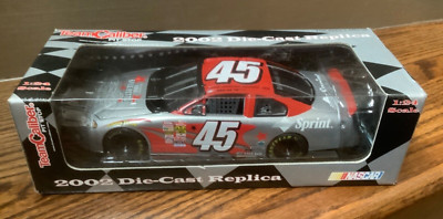 Team Caliber Pit Stop 2002 NASCAR #45 Kyle Petty - Sprint Dodge 1:24 Die Cast