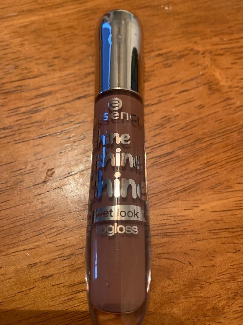 Essence Holo Wow! Dewy Lip Shine 05 Fairy Dust – Glänzender Lipgloss, 2 Ml