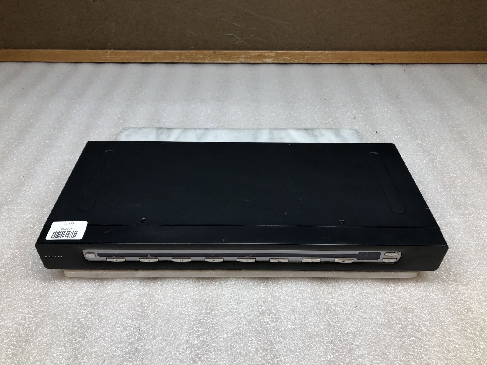 Belkin OmniView Pro2 F1DA108T 8-Port KVM Switch NO PWR CABLE & CONNECTION CABLES
