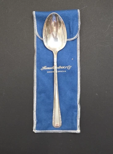 Courtship by International Sterling Silver SERVING SPOON Vintage Excellent Cond
