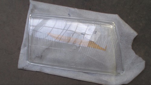 Scheinwerferglas Streuscheibe Scheinwerfer Rechts R 9ES131956-001 Audi 100 44