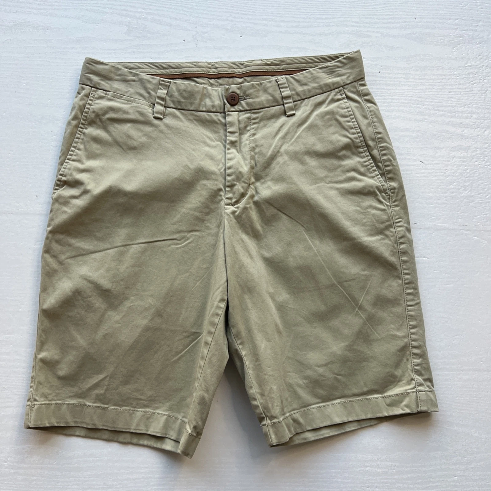 Tommy Bahama Chino Shorts Mens 32 Khaki Cotton Stretch 10" Inseam
