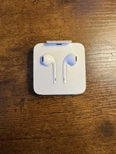 Apple EarPods with Lightning Connector In Ear Canal Headset - White