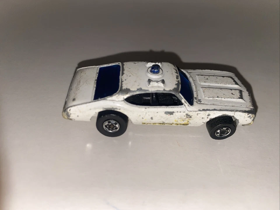 Mattle Hot Wheels State Police Cruiser Red line Vintage 1969 Cop Car - Image 2 of 4