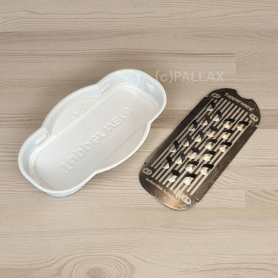 TUPPERWARE D183 TUPPER  PROFI-REIBE RASPEL-EINSATZ EDELSTAHL
