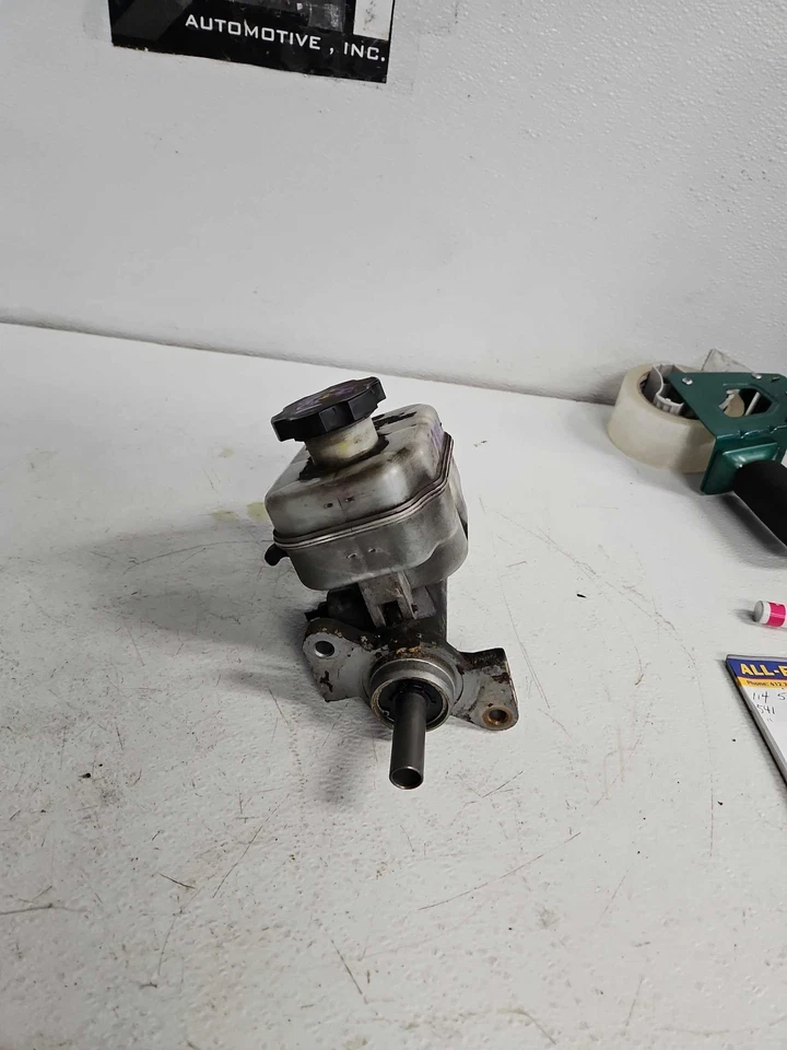 04-08 COLORADO CANYON 06 ISUZU I-280 350 07-08 I-290 370 Cilindro de freno maestro Foto 2 de 4