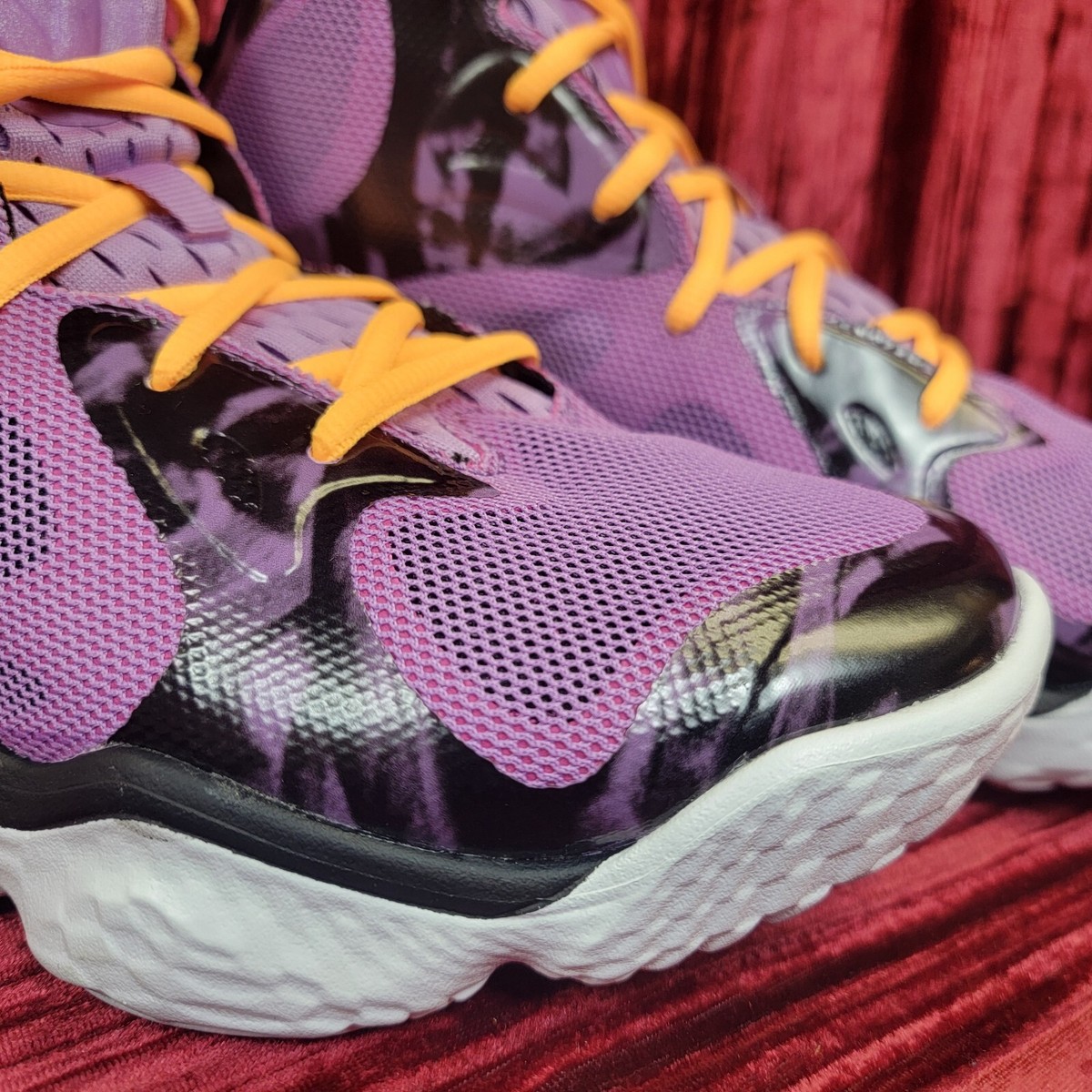 NIB NEW UNDER ARMOUR CURRY SPAWN FLOTRO NM MEN'S 10.5 NBA NEW HOOP