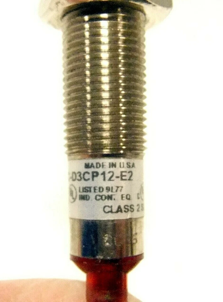 Interruptor de proximidad Allen-Bradley 872C-D3CP12-E2 Foto 3 de 3